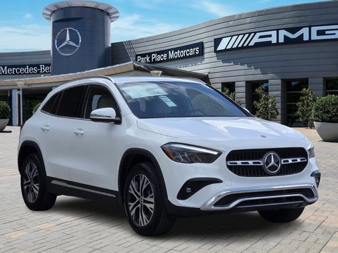 New 2025 Mercedes-Benz GLA 250 4MATIC image 2