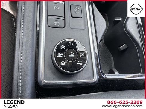 Used 2023 Nissan Pathfinder SL w/ SL Premium Package AWD/4WD image 30