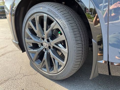 New 2026 Toyota Crown Signia AWD/4WD image 11