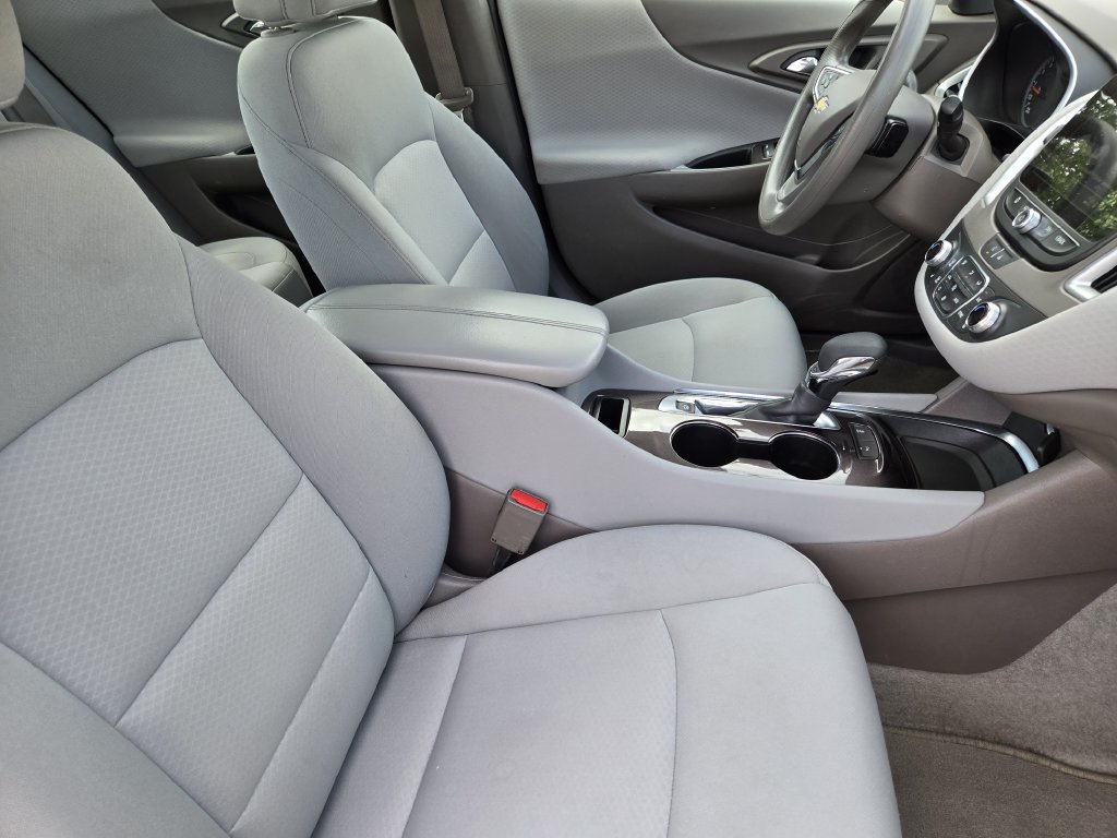 Used 2024 Chevrolet Malibu LT FWD image 22
