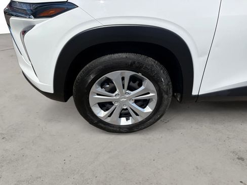Used 2025 Chevrolet Trax LS FWD image 9
