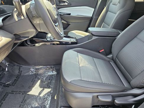 New 2026 Chevrolet Trax LT w/ Driver Confidence Package FWD image 17