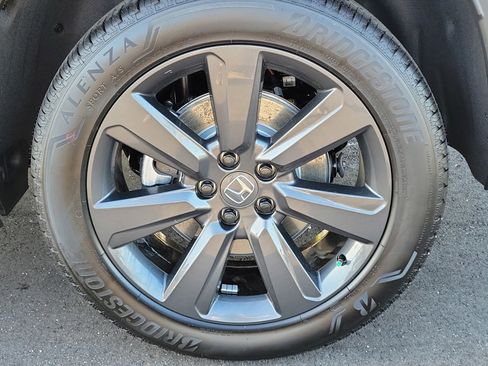 New 2026 Honda Pilot Sport image 12