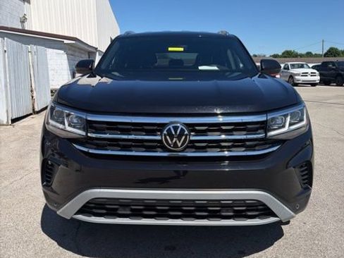 Used 2023 Volkswagen Atlas Cross Sport SE FWD image 9