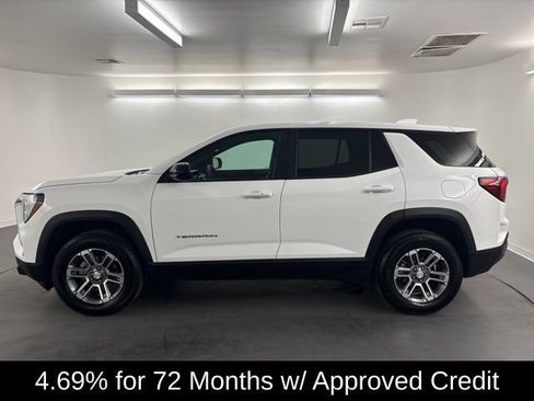 Used 2026 GMC Terrain Elevation FWD image 4