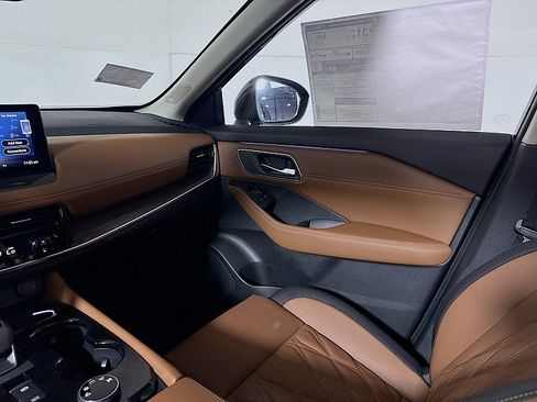 New 2026 Nissan Rogue Platinum w/ Platinum Premium Package image 26