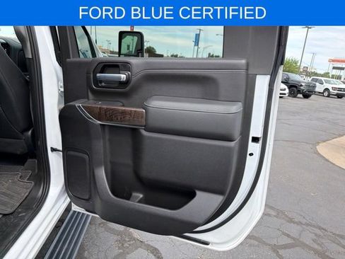 Used 2021 GMC Sierra 3500 Denali w/ Denali Ultimate Package AWD/4WD image 31