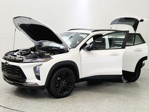 New 2026 Chevrolet Trax ACTIV w/ Sunroof Package image 15