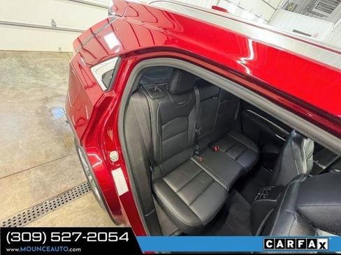 Used 2024 Cadillac XT4 Premium Luxury AWD/4WD image 8