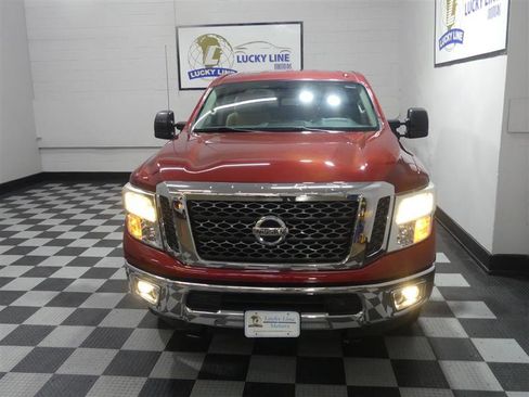 Used 2016 Nissan Titan SV AWD/4WD image 3