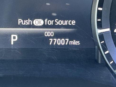 Certified 2021 Toyota Highlander Platinum image 29