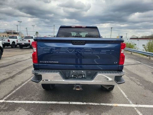 Used 2022 Chevrolet Silverado 2500 LT w/ Convenience Package AWD/4WD image 9