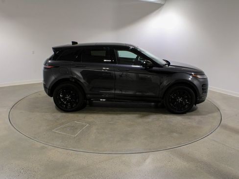 Used 2025 Land Rover Range Rover Evoque Dynamic SE image 6