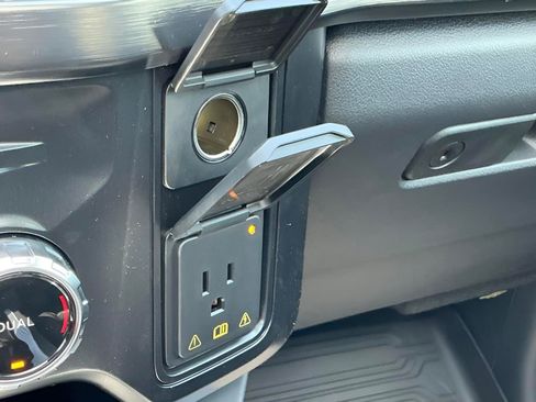 New 2025 Ford F350 Lariat w/ Lariat Ultimate Package AWD/4WD image 28