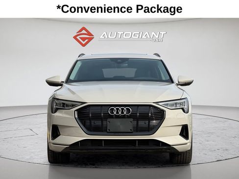 Used 2021 Audi e-tron Premium w/ Convenience Plus Package image 4