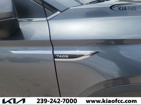Used 2022 Volkswagen Taos SE AWD/4WD image 8