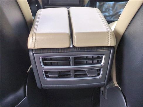 Used 2014 Tesla Model S 60 image 18