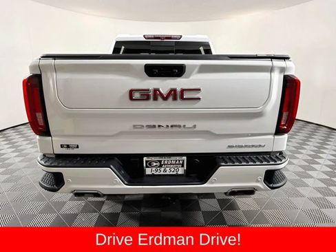 Used 2022 GMC Sierra 1500 Denali AWD/4WD image 21