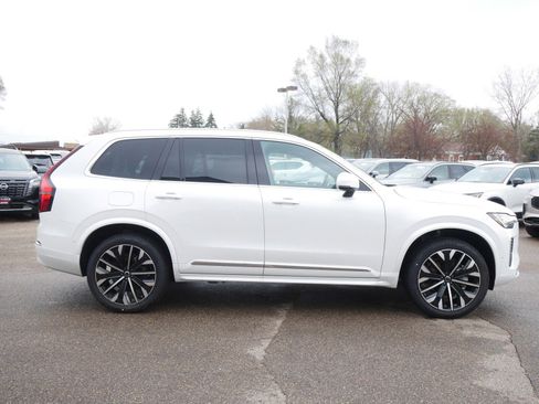 New 2026 Volvo XC90 B6 Ultra w/ Protection Package AWD/4WD image 2