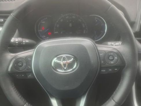 Used 2021 Toyota RAV4 XSE w/ XSE Grade Weather Package image 6
