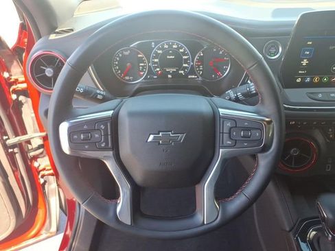 Used 2023 Chevrolet Blazer RS w/ Driver Confidence II Package FWD image 5