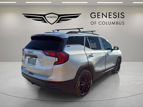 Used 2021 GMC Terrain SLT w/ Elevation Edition image 5