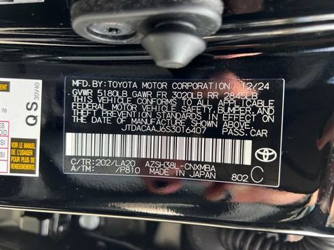 Used 2025 Toyota Crown Signia AWD/4WD image 16