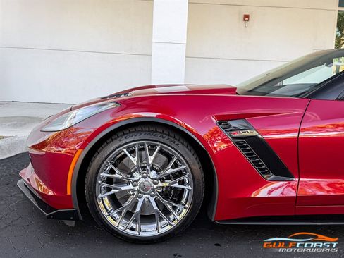 Used 2015 Chevrolet Corvette Z06 w/ 3LZ Preferred Equipment Group image 49