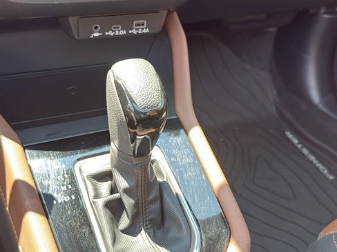 Certified 2025 Subaru Forester Touring AWD/4WD image 19