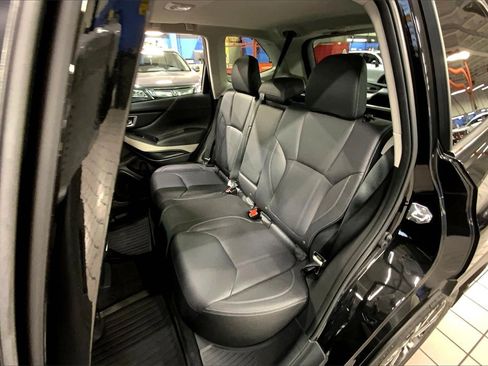 Used 2022 Subaru Forester Limited image 19
