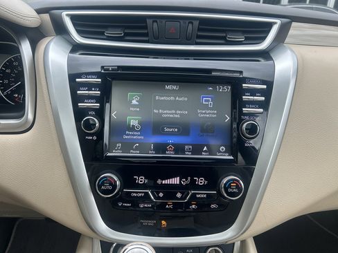 Used 2018 Nissan Murano Platinum image 16