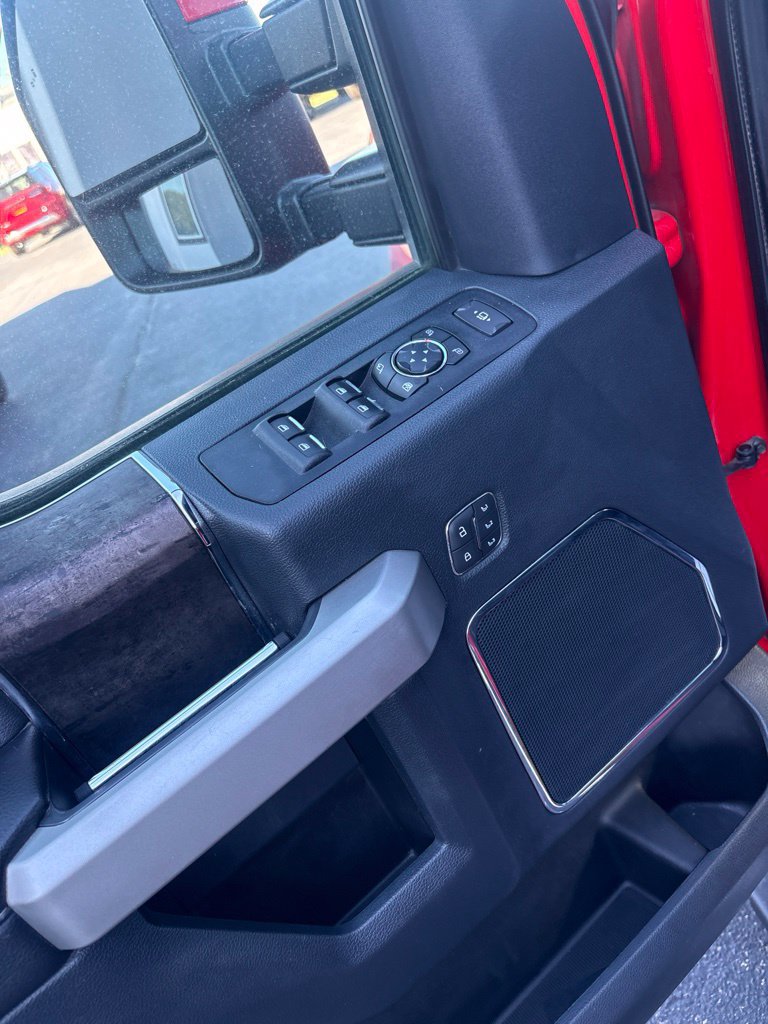 Used 2022 Ford F350 Lariat w/ Lariat Ultimate Package AWD/4WD image 18