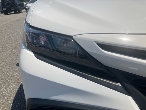 Used 2024 Toyota Camry SE FWD image 28