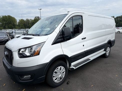 Used 2025 Ford Transit 250 Low Roof w/ Exterior Upgrade Package RWD image 7