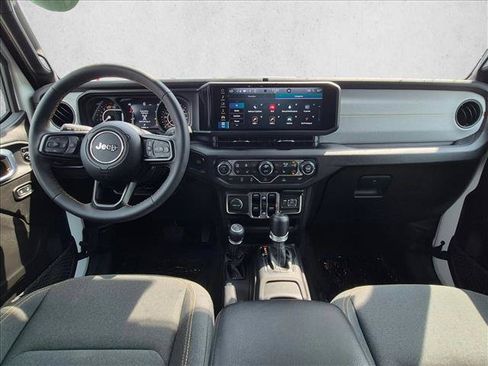 Used 2024 Jeep Wrangler Unlimited Sport AWD/4WD image 16