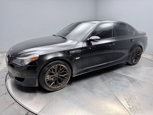Used 2006 BMW M5 RWD image 1