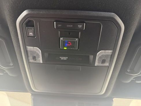 Used 2025 Toyota 4Runner TRD Off-Road image 14