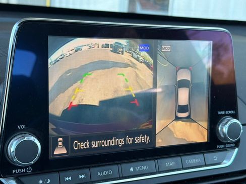 Used 2019 Nissan Altima 2.5 Platinum FWD image 18