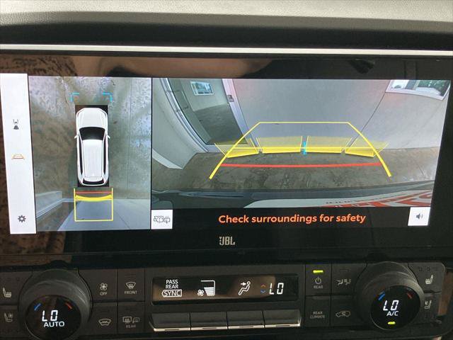 Certified 2024 Toyota Grand Highlander FWD image 14