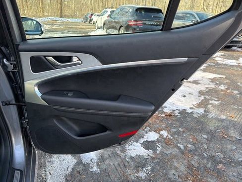 Used 2026 Genesis G70 2.5T Prestige image 12