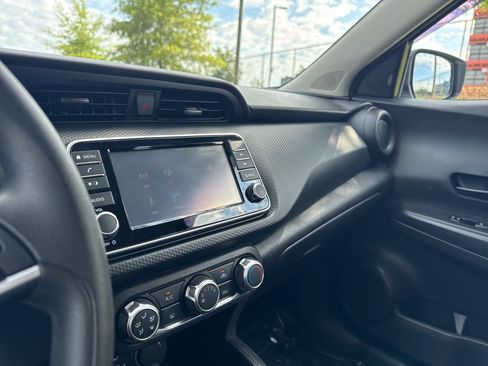 Used 2021 Nissan Kicks S FWD image 28