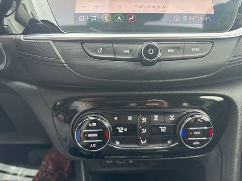 Used 2020 Buick Encore GX Essence w/ Advanced Technology Package image 29