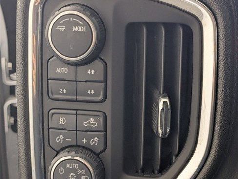 Used 2023 Chevrolet Silverado 2500 High Country w/ Z71 Off-Road Package image 25