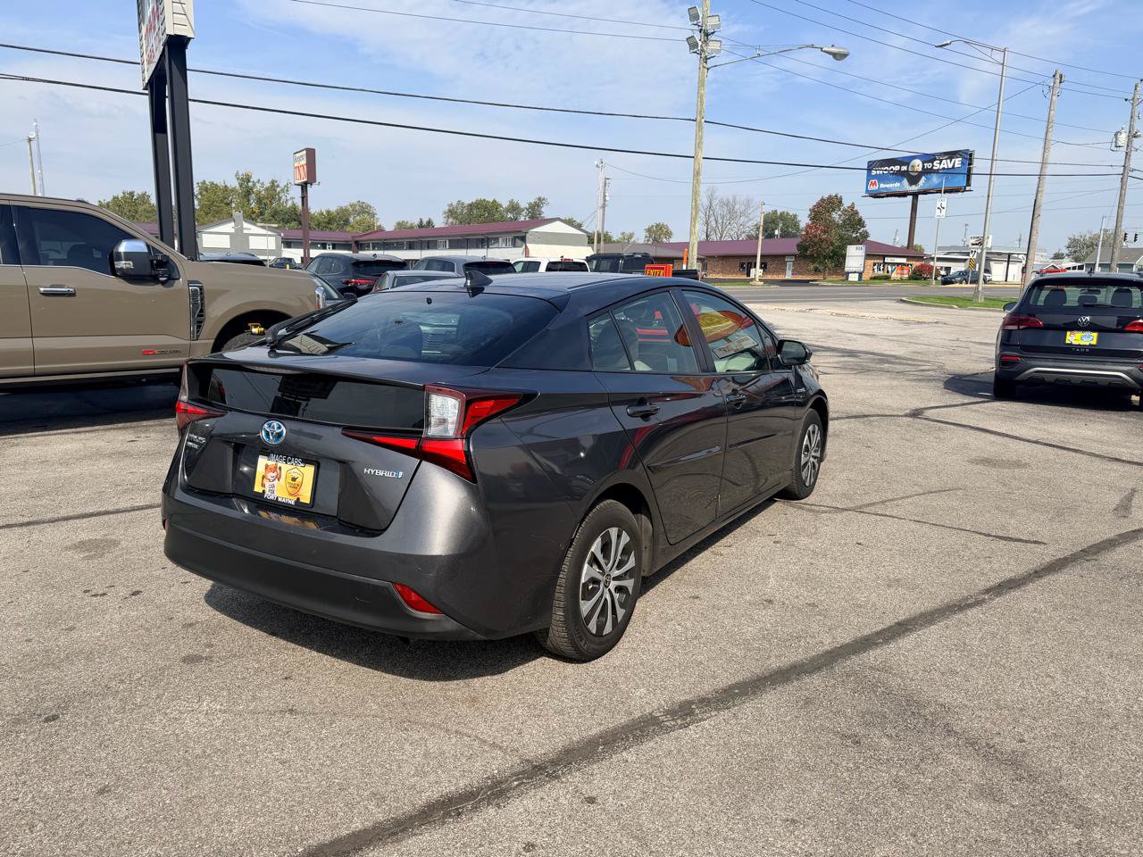 Used 2019 Toyota Prius LE AWD/4WD image 8
