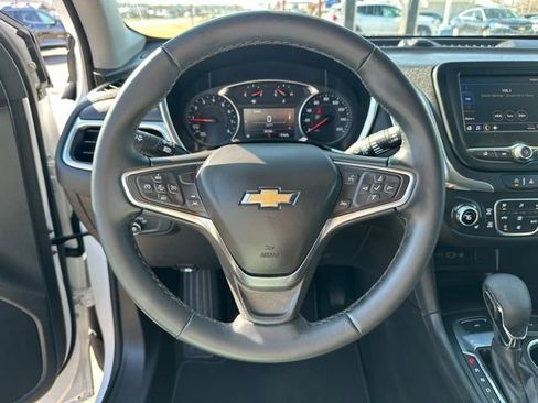 Used 2024 Chevrolet Equinox LT image 18
