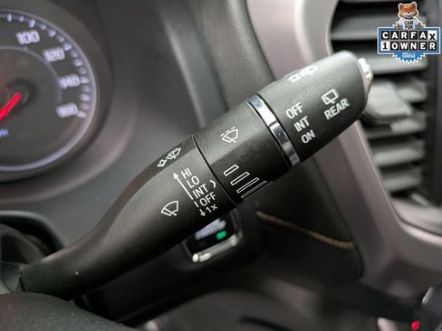 Used 2023 GMC Acadia AT4 AWD/4WD image 18