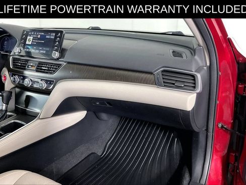 Used 2018 Honda Accord Touring image 21