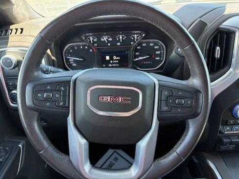 Used 2021 GMC Sierra 1500 SLT RWD image 12
