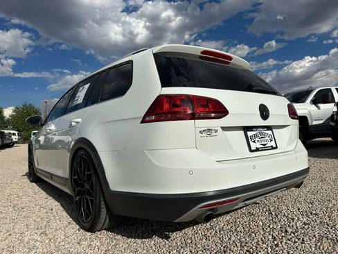 Used 2017 Volkswagen Golf Alltrack SEL AWD/4WD image 7