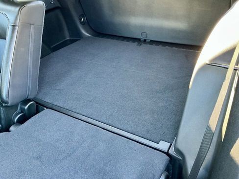 Used 2024 GMC Terrain AT4 w/ Infotainment Package II image 27